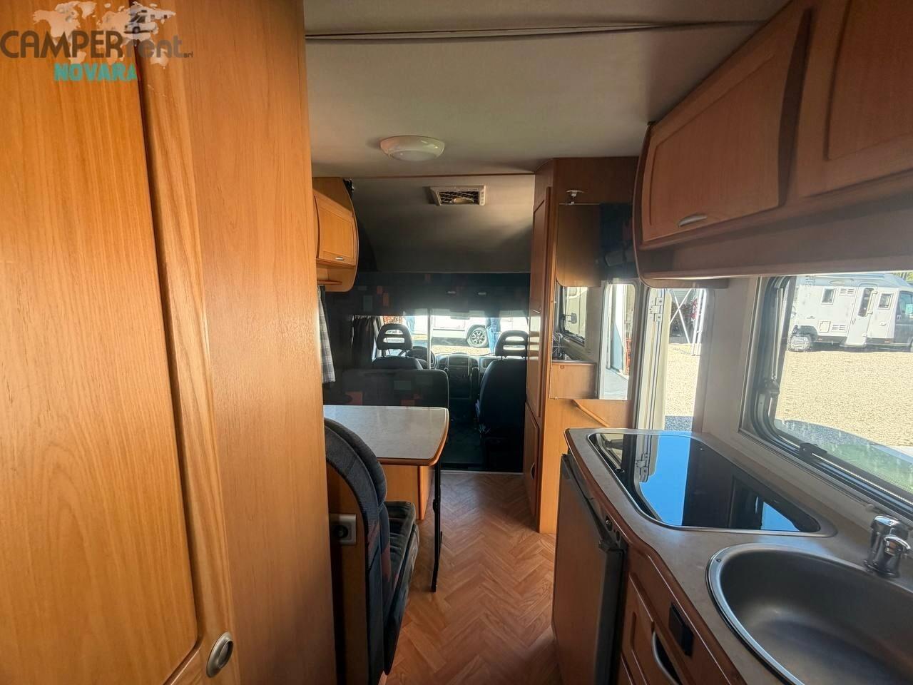 MC LOUIS GLEN 461 - Mansardato letti a castello in coda e maxi garage