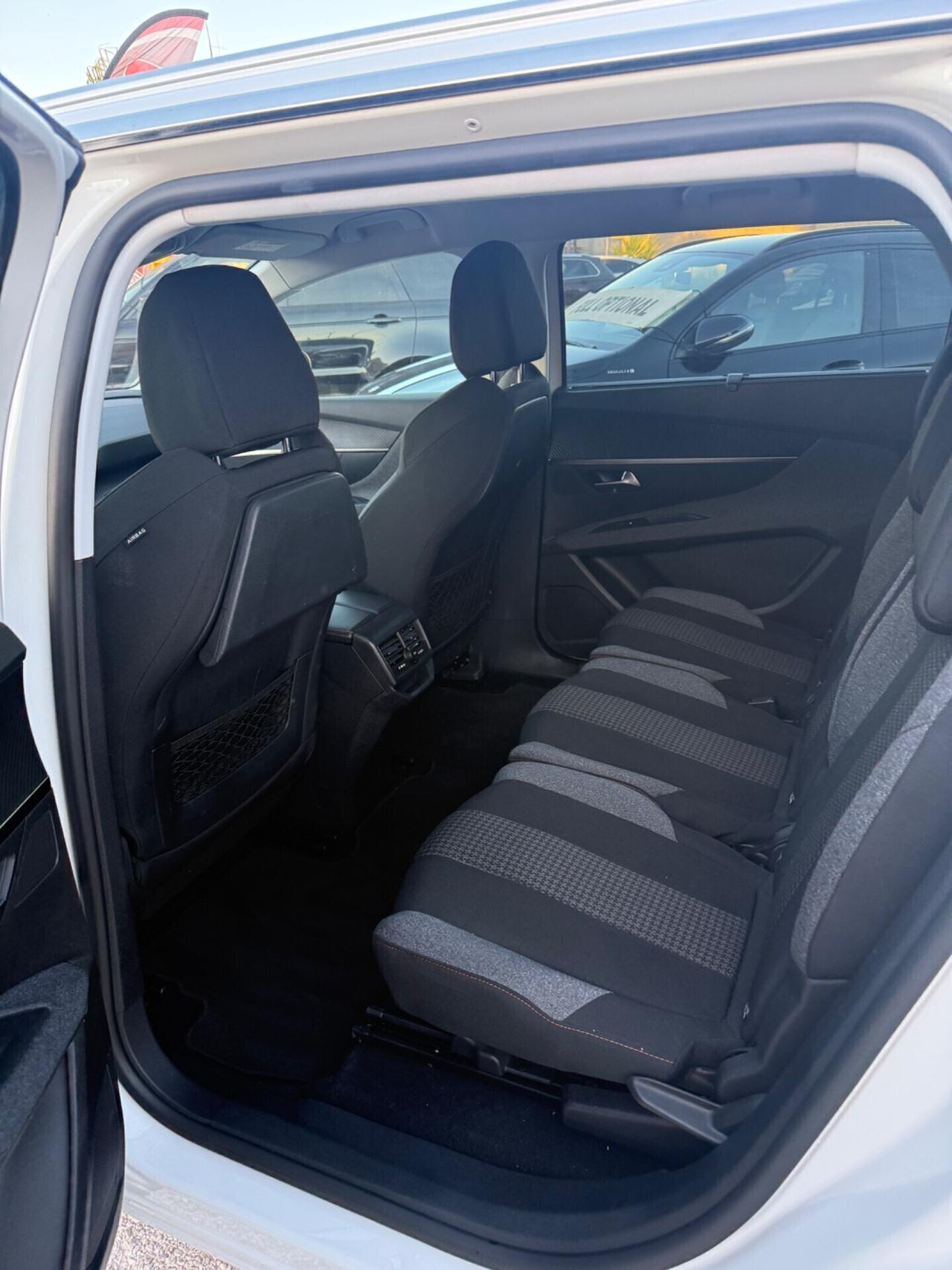 Peugeot 5008 BlueHDi 130 S&S EAT8 Allure