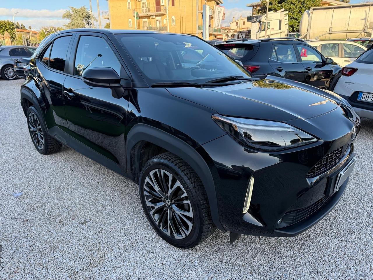 Toyota Yaris Cross 1.5 Hybrid 5p. E-CVT AWD-i Lounge