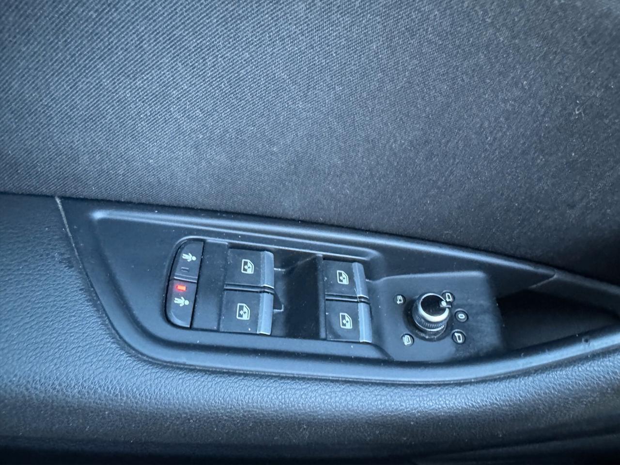 Audi A4 Avant 2.0 TDI 150 CV S-LINE