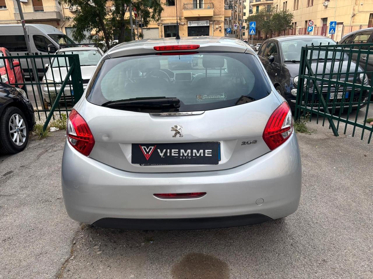 Peugeot 208 1.2 VTi 82 CV 5 porte Allure