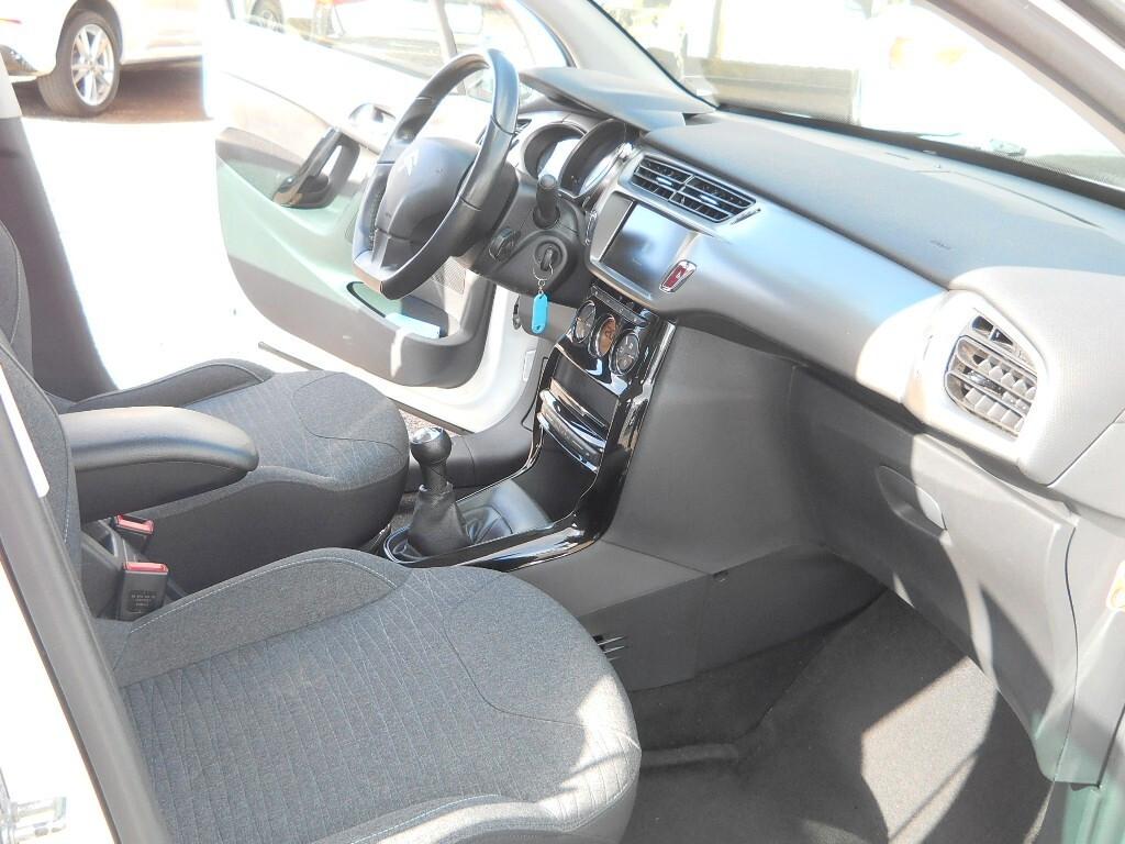 Citroen C3 - 1.6- eHDI-- 5 PORTE---modello-- EXCLUSIVE FULLL