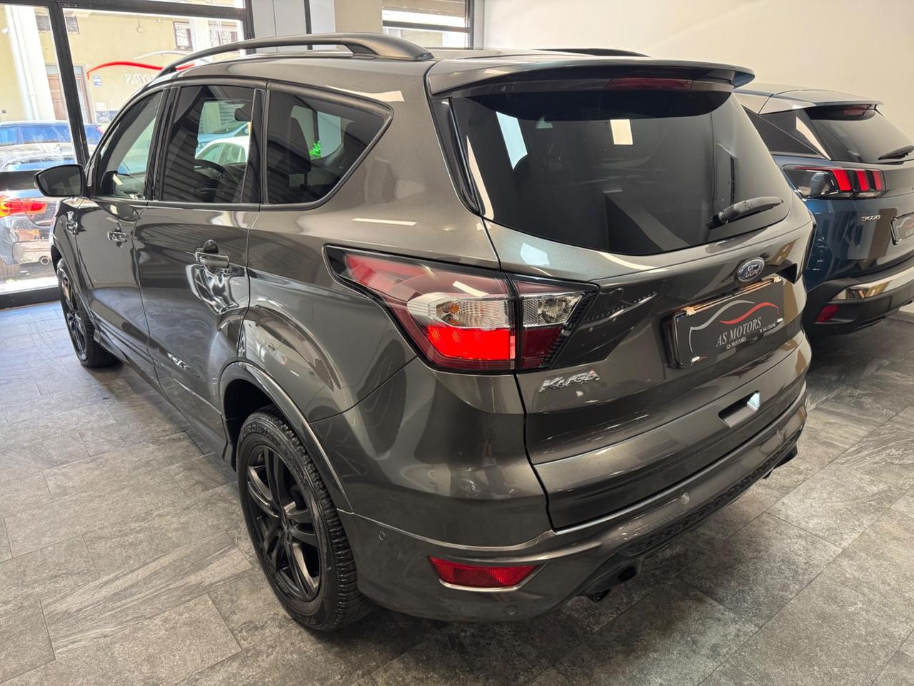 Ford Kuga 1.5 TDCI 120 CV ST-Line Tetto Apribile