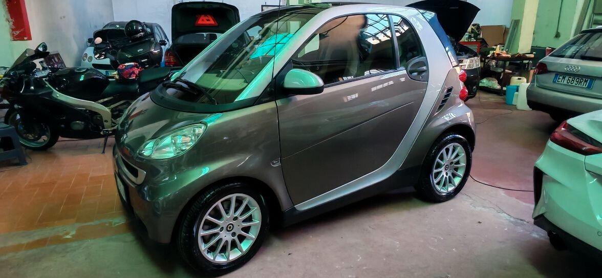 Smart ForTwo 1000 52 kW coupé passion