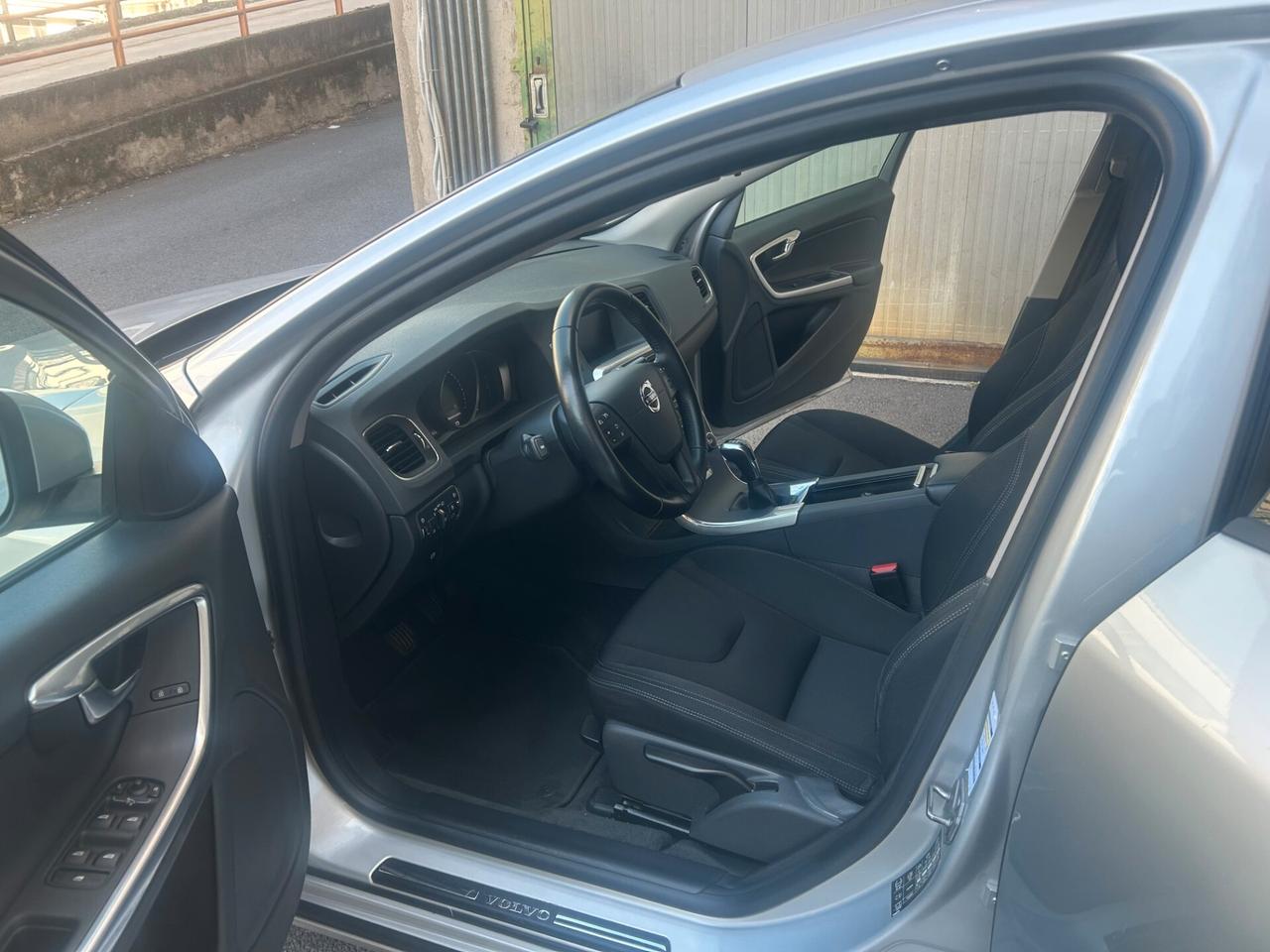 Volvo V60 D2 Kinetic