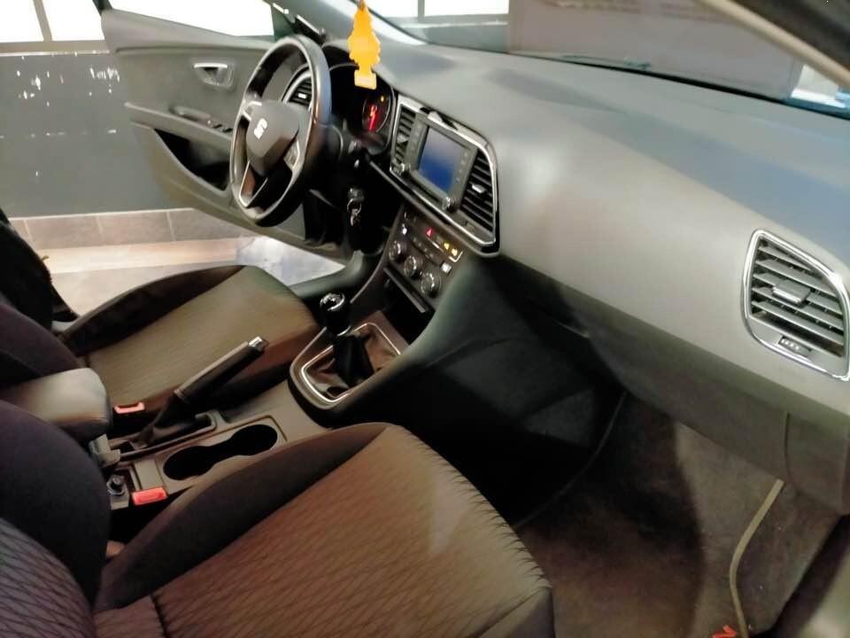 SEAT LEON 1.6 tdi Business Navi Unico propr.