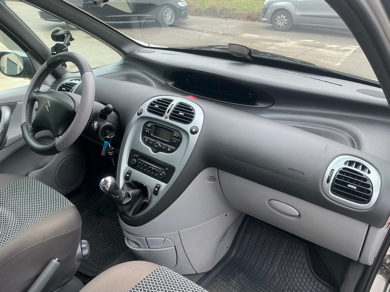 Citroen Xsara Picasso 1.8 16V Elegance