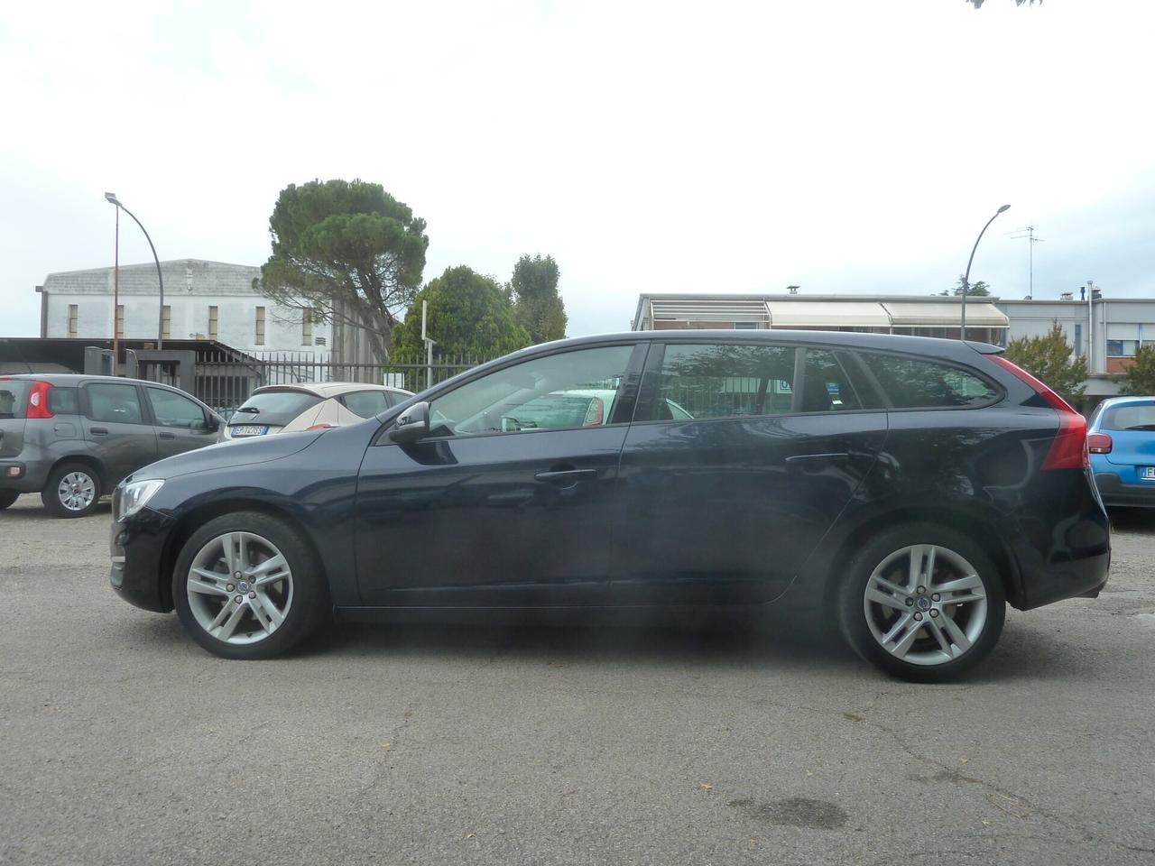 Volvo V60 D3 Geartronic Summum EURO 6