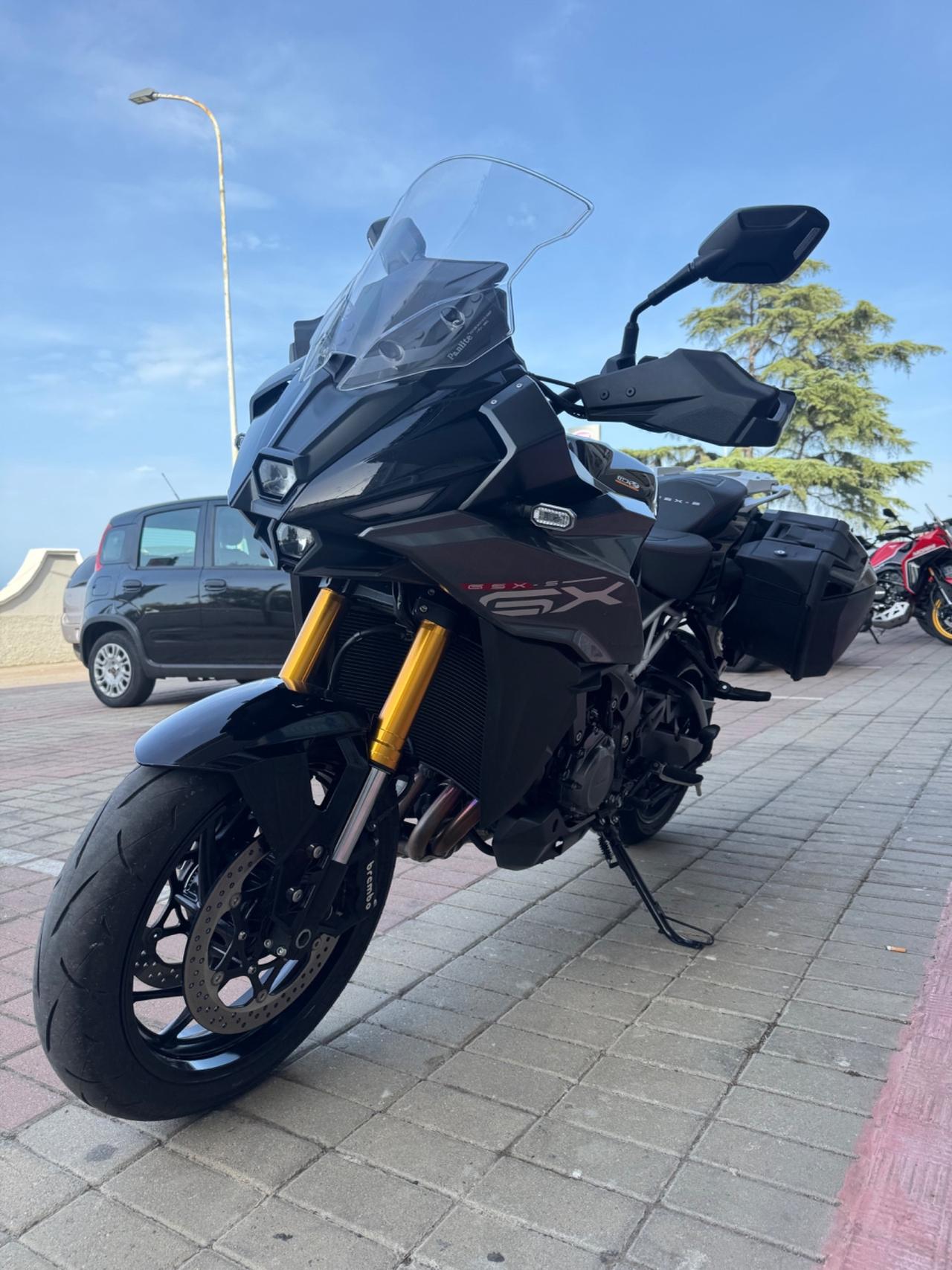 Suzuki GSX S 1000 GX Touring