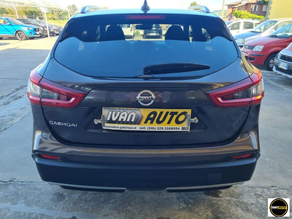 NISSAN Qashqai 1.5 dCi N-Connecta