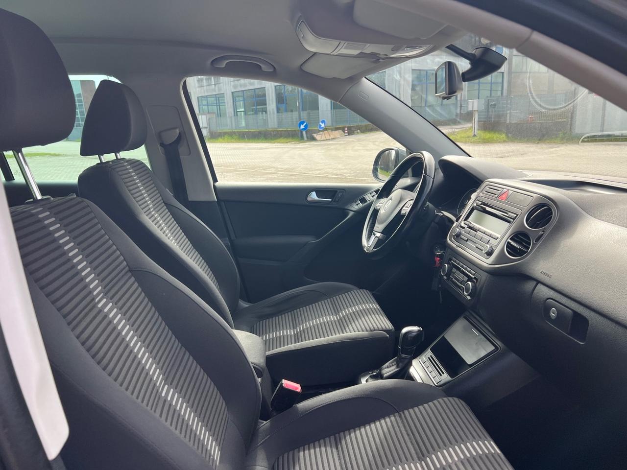 Volkswagen Tiguan 2.0 TDI DPF 4MOTION DSG Sport & Style