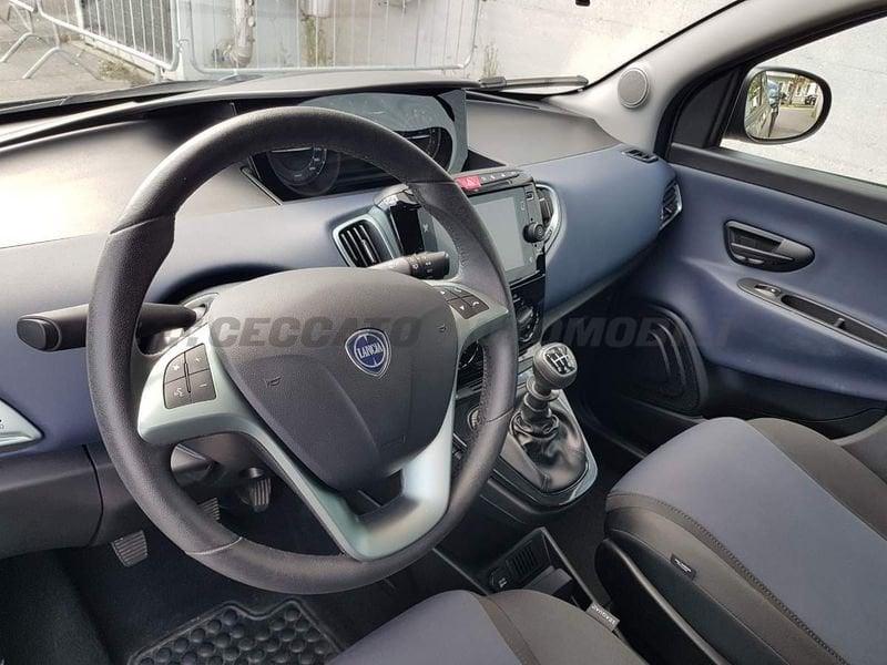 Lancia Ypsilon Ypsilon 1.0 firefly hybrid Platino s&s 70cv
