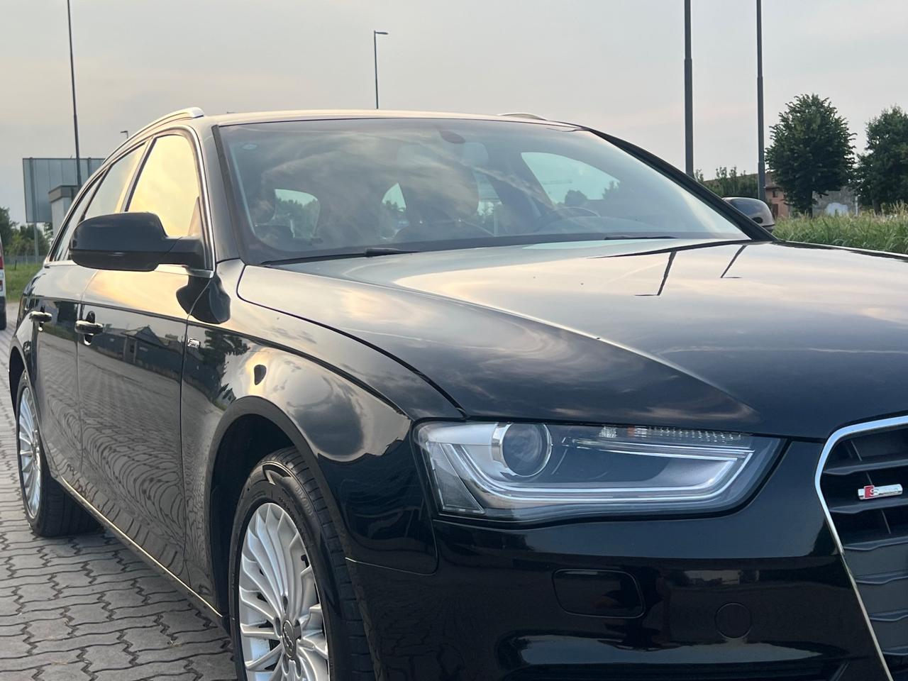 Audi A4 S-Line 2.0 TDI 120 Cv