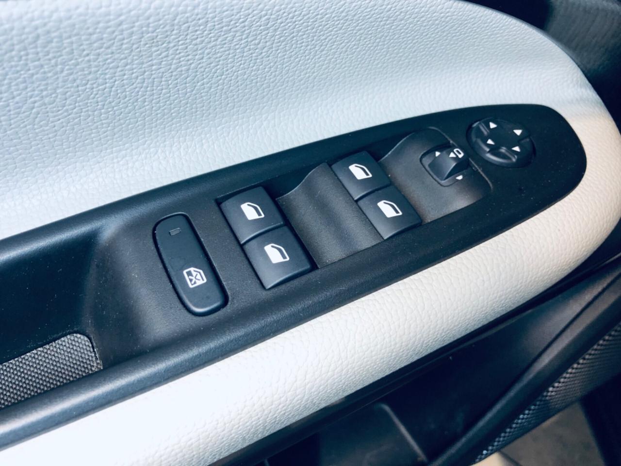 Fiat 600 Hybrid 100 CV DCT MHEV La Prima