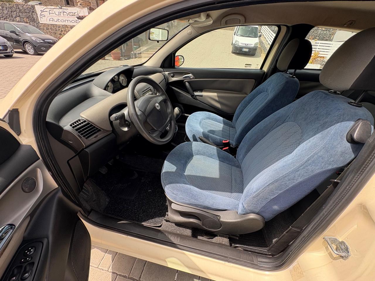 Lancia Ypsilon 1.3 Multijet 16V Argento