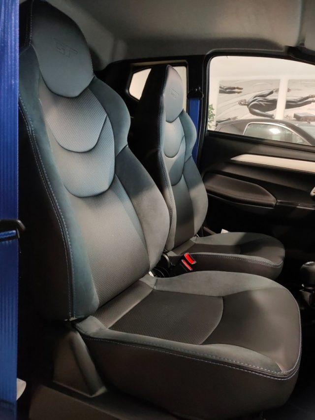 AIXAM City E-GTO Automatic Pelle Alcantara CarPlay Camera