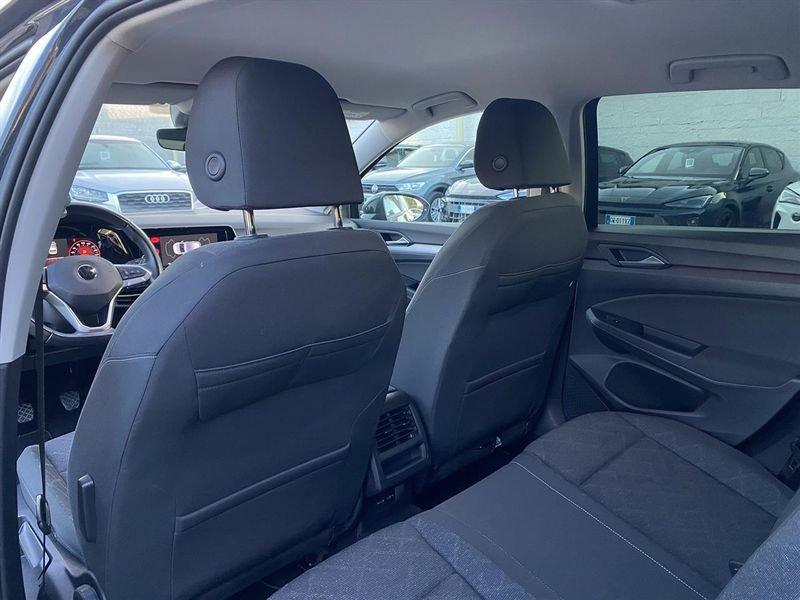 Volkswagen Golf 8 2.0 TDI LIFE 115CV