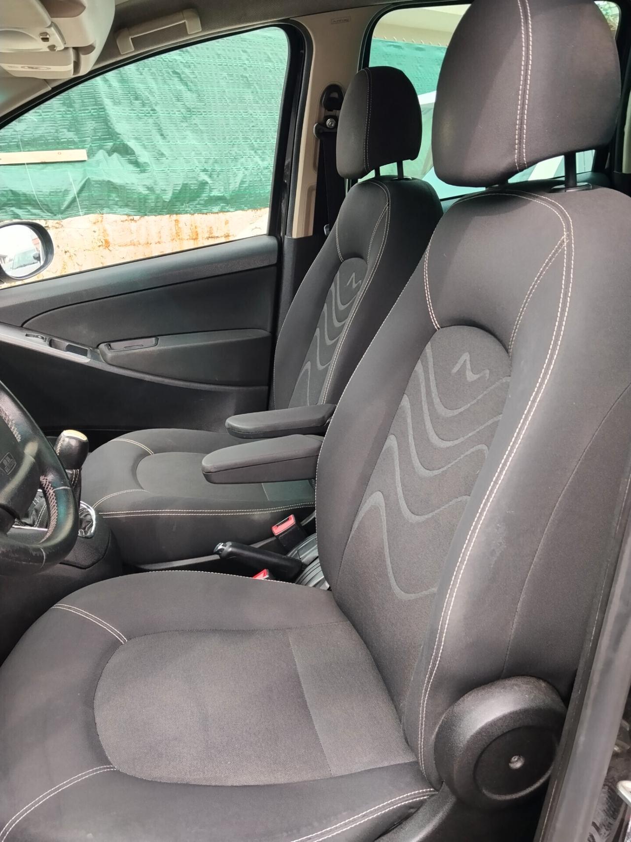 Lancia MUSA 1.3 Mtj 95 CV LEGGI ANNUNCIO