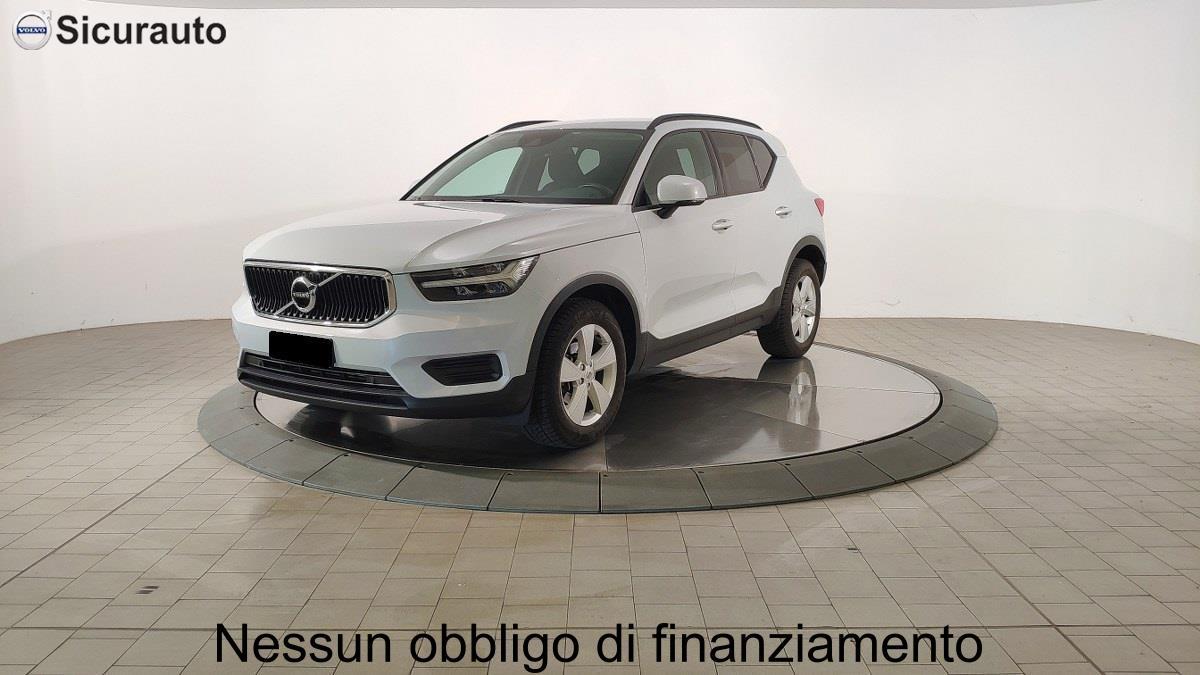 VOLVO Xc40 D3 Geartronic Momentum Core N-1