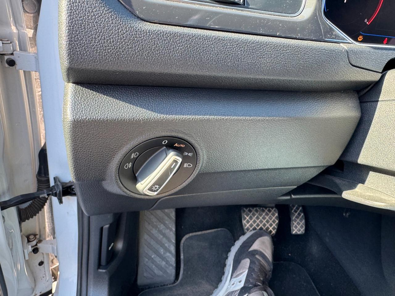 R LINE VW T-ROC 2.0 TDI 150CV 4MOTION DSG 2019