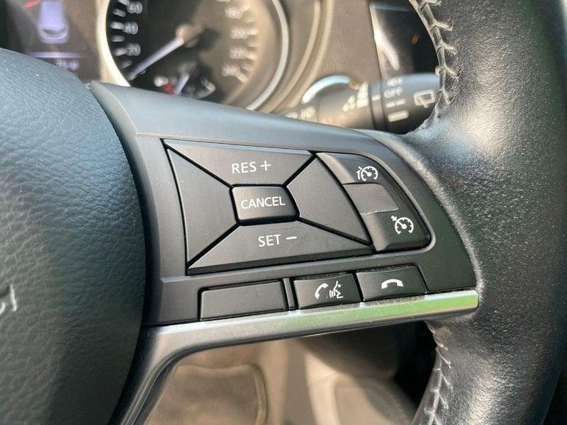 Nissan Qashqai 1.2 DIG-T N-Connecta TETTO-BARRE-CL 18"NAVI