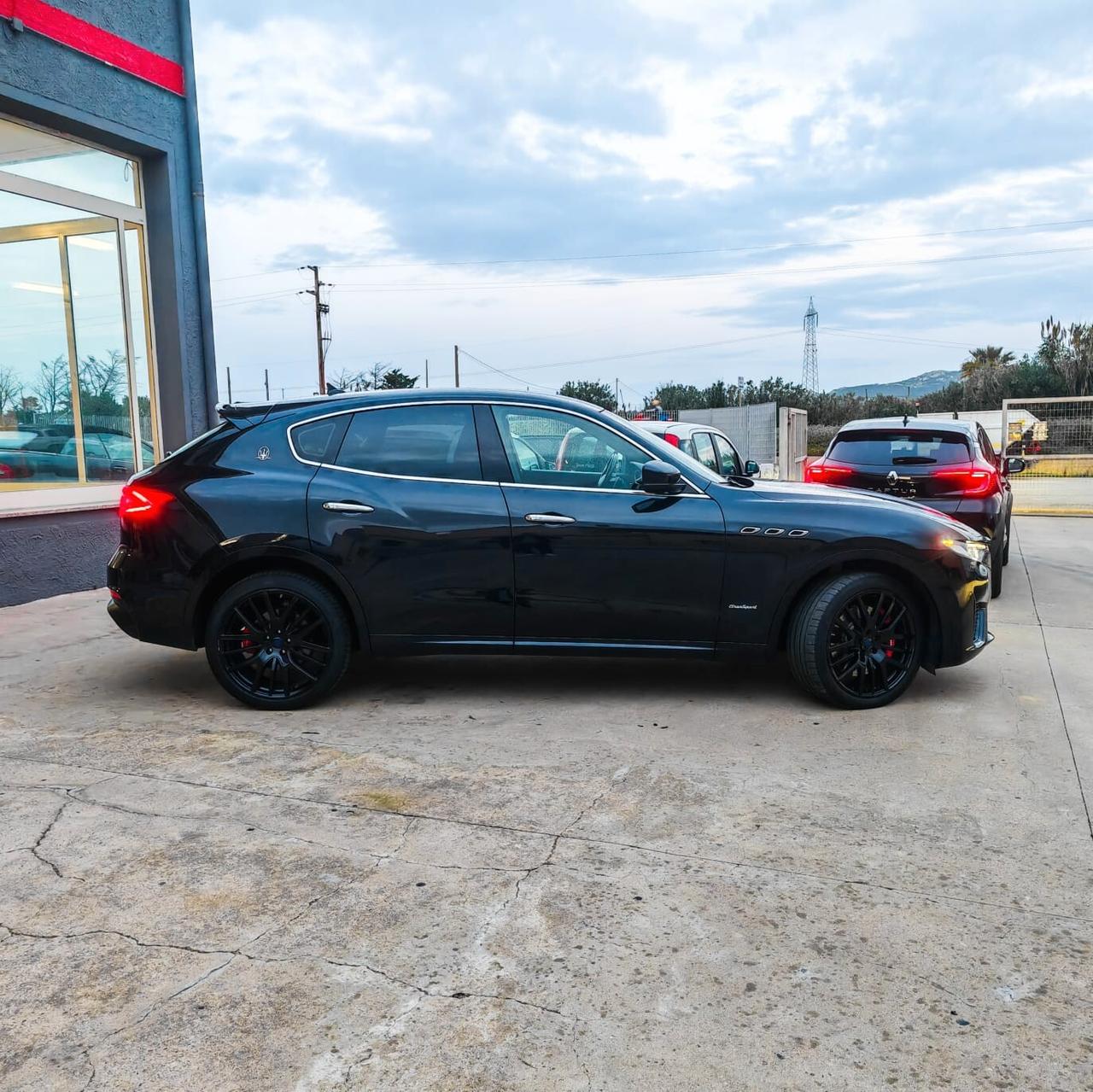 Maserati Levante V6 430 CV S AWD Gransport