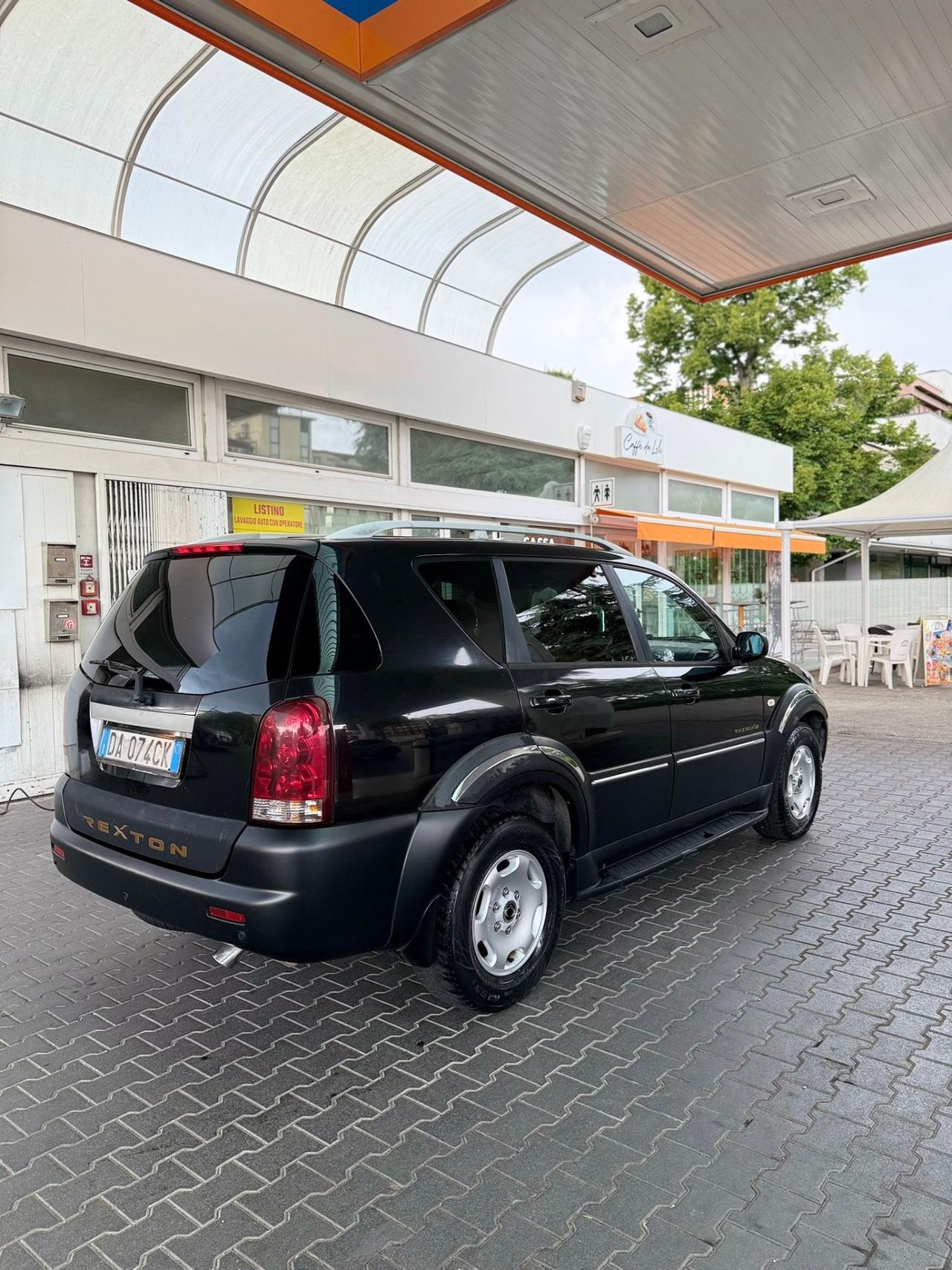 Ssangyong REXTON II 2.7 XDi TOD Luxury