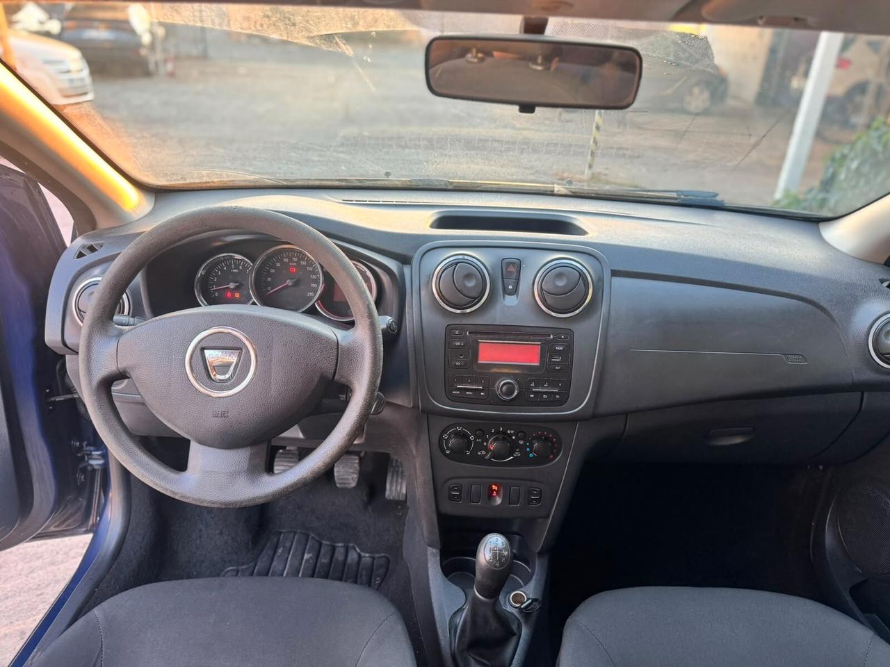 Dacia Sandero 1.2 75CV
