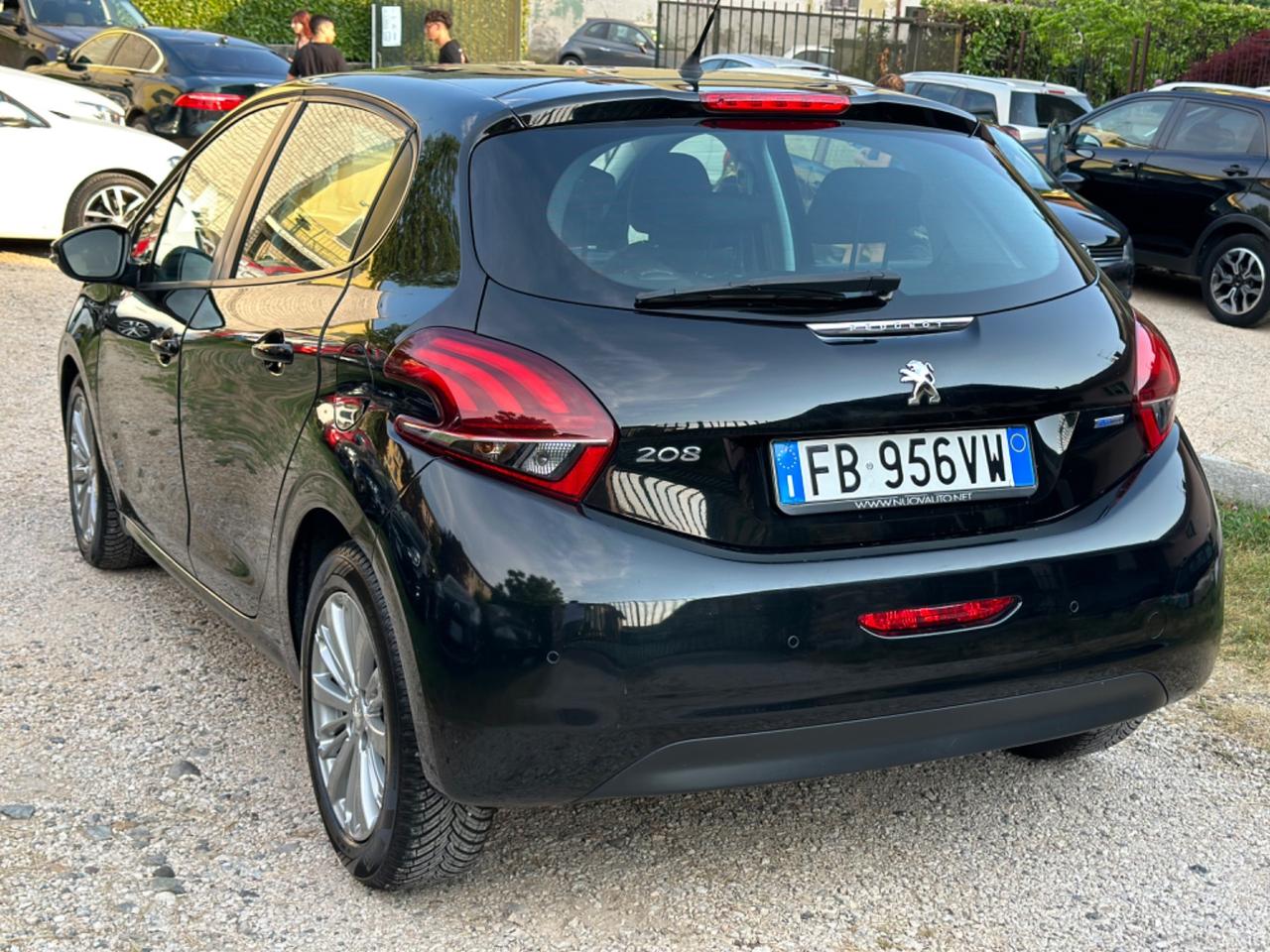Peugeot 208 82 5P ALLURE NEOPAT KMCERT UNICOPR