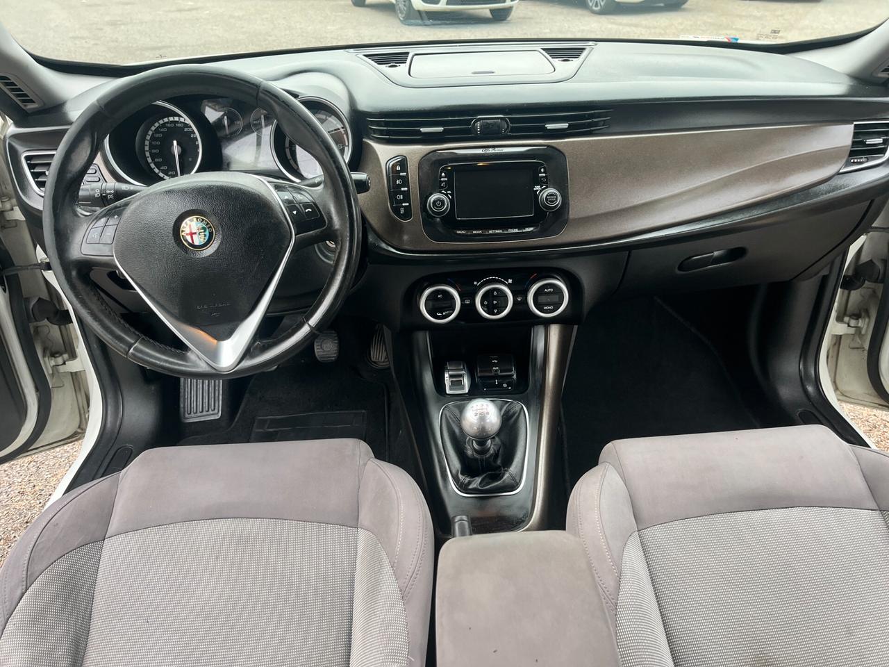 Alfa Romeo Giulietta 1.6 JTDm-2 105 CV Distinctive