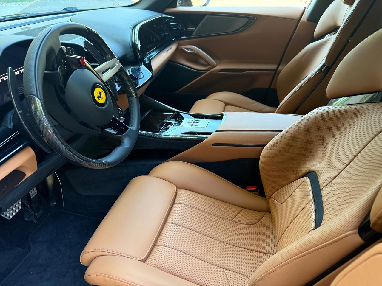 Ferrari Purosangue - A LISTINO - LEASING