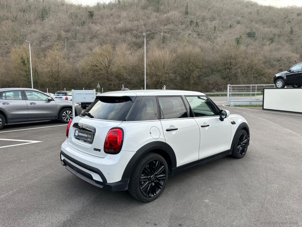 MINI Mini Cooper Classic 5 porte