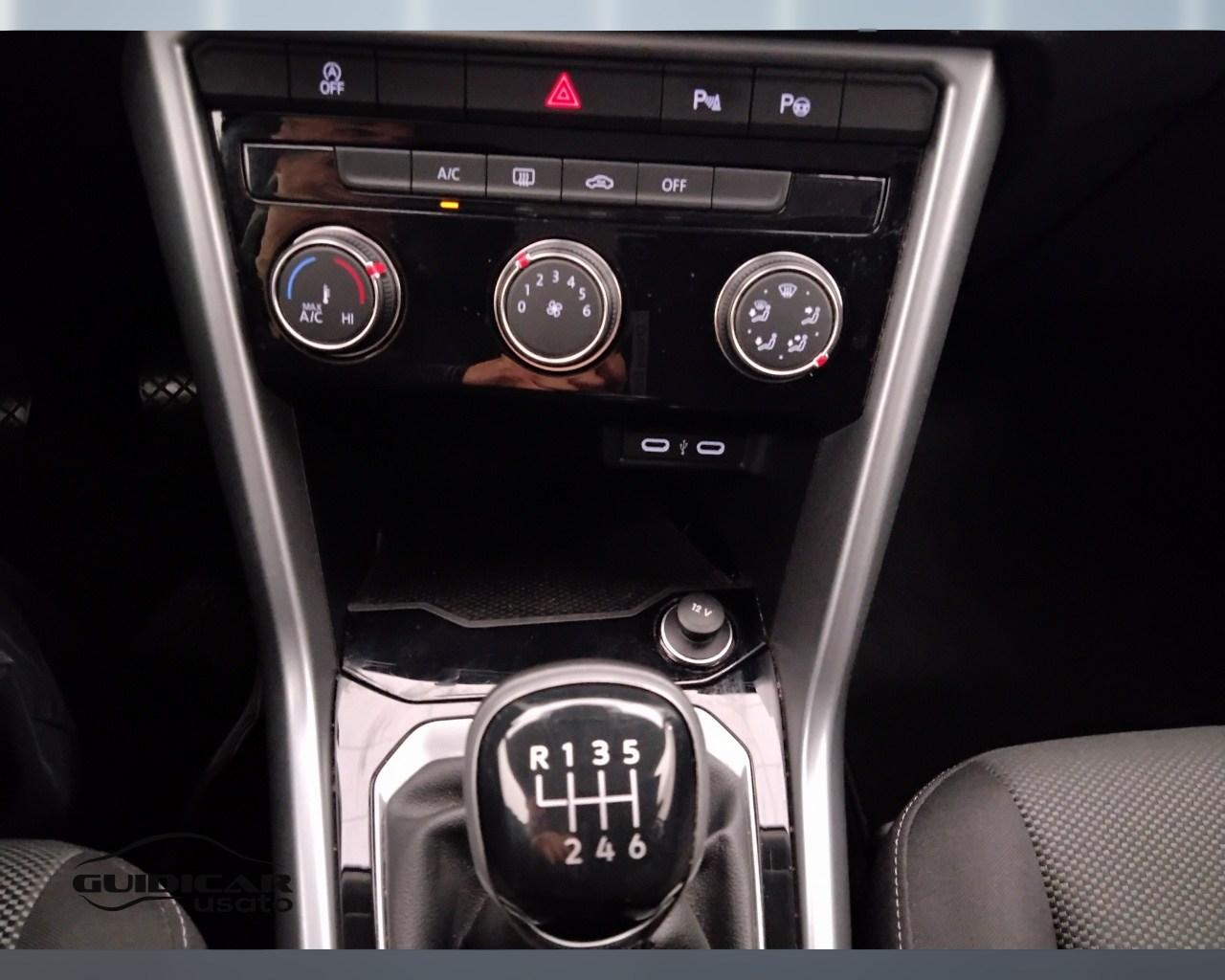 VOLKSWAGEN T-Roc I 2022 - T-Roc 1.0 tsi Life 110cv