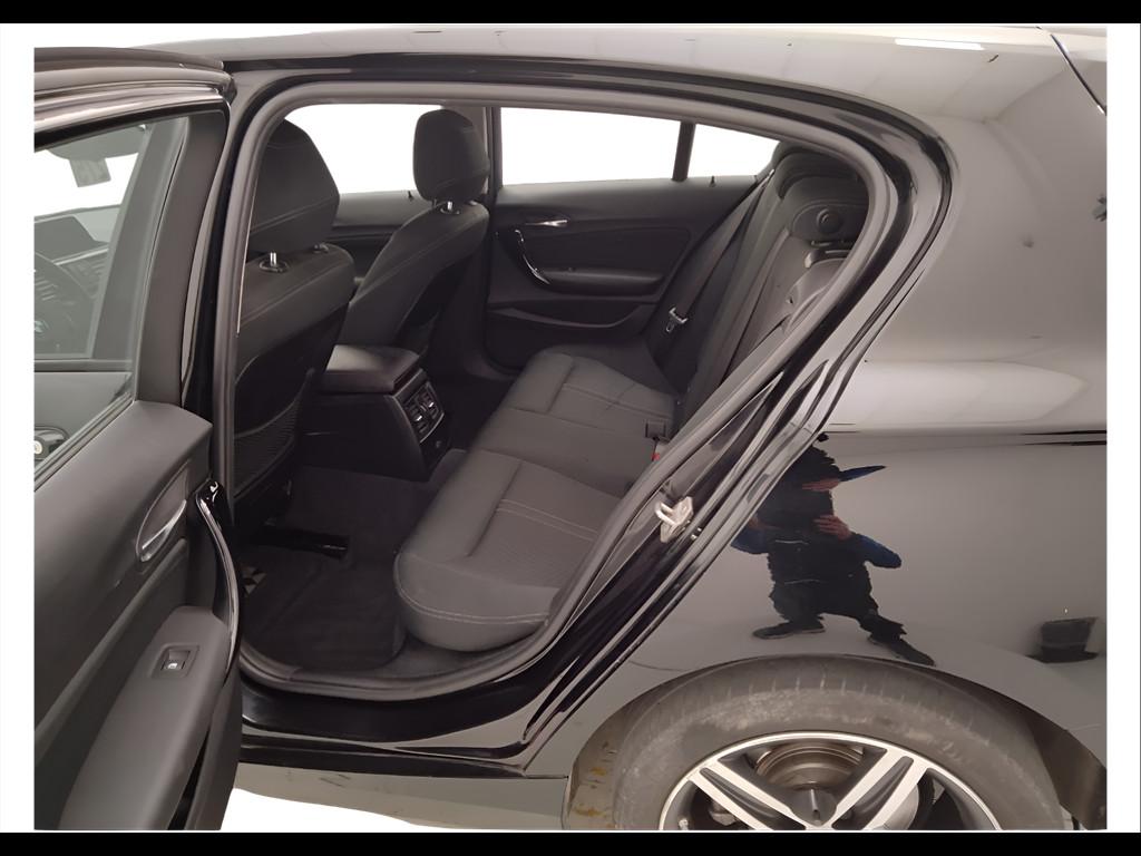 BMW Serie 1 F/20-21 2015 - 118d Sport auto 5p my18