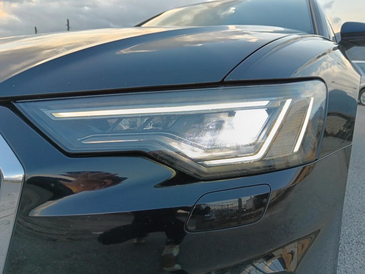 Audi A6 Avant S tronic LINE -MILDHYBRID TDI