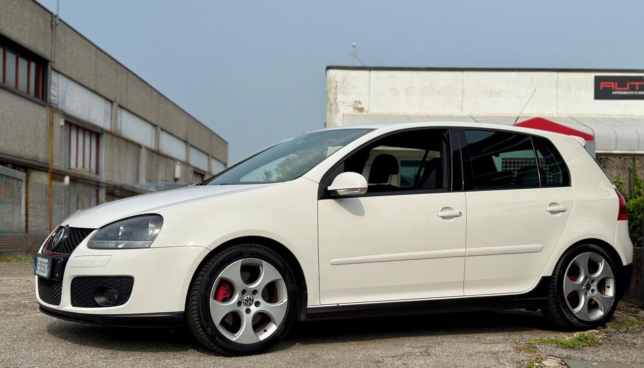 Volkswagen Golf GTI 200CV 2008 DSG