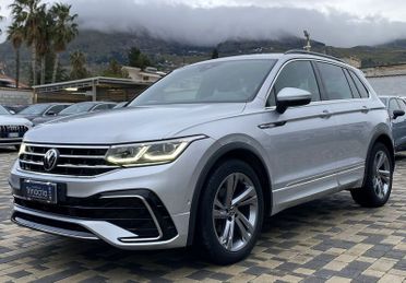 Volkswagen Tiguan R-Line 2.0 TDI 150 CV DSG