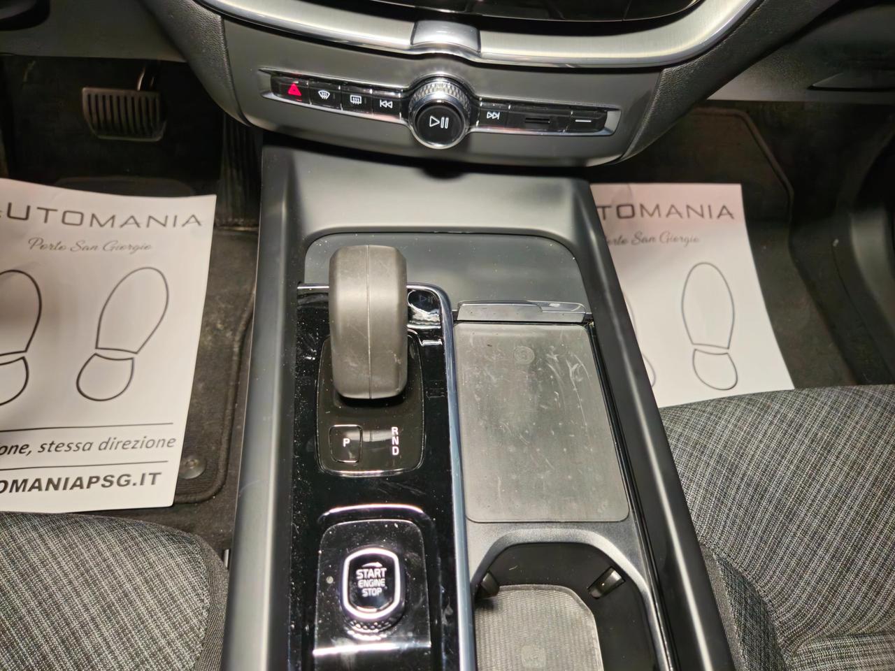 Volvo XC60 2.0 b4 Core auto