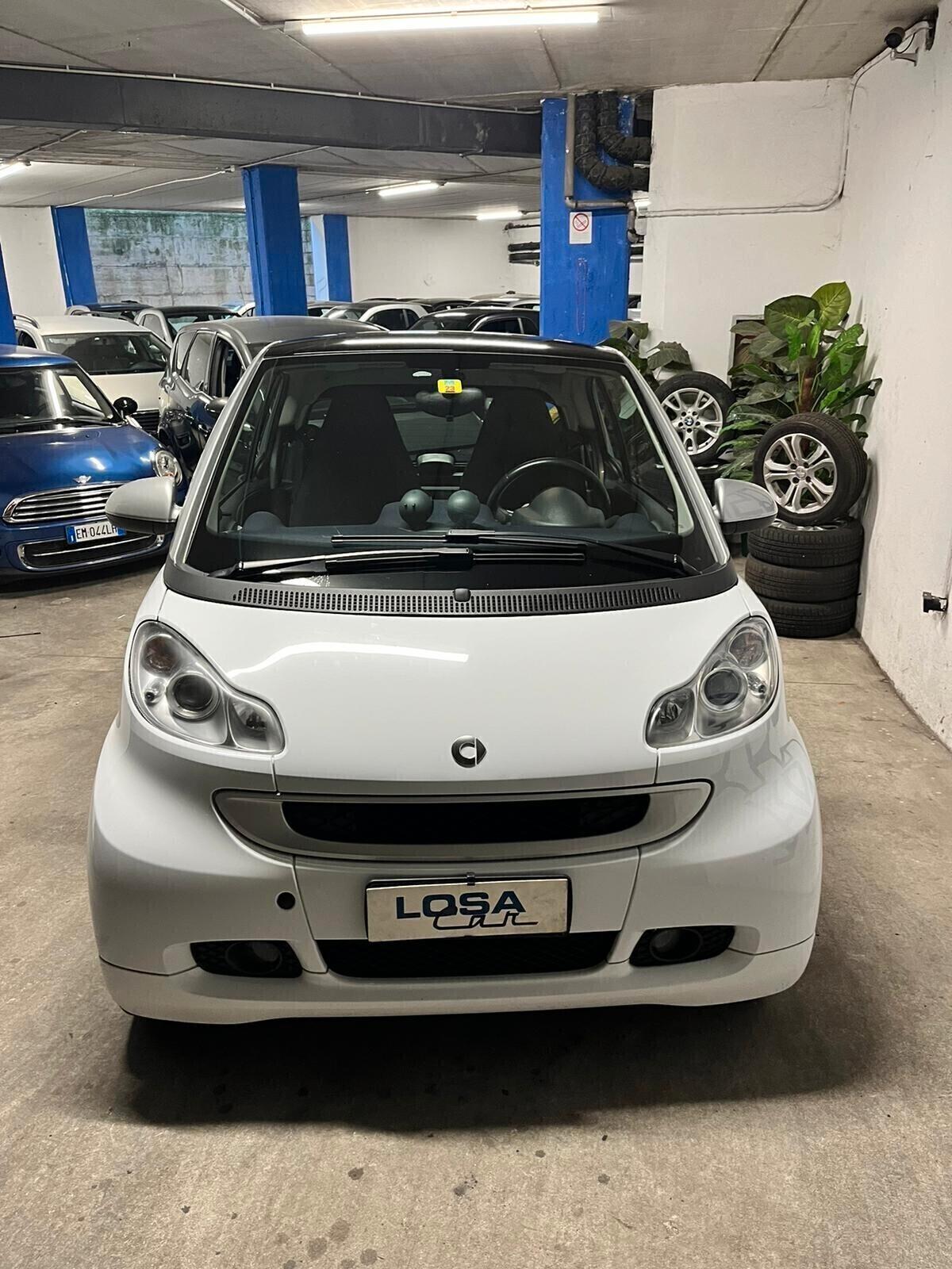 Smart ForTwo 1000 52 kW MHD coupé pure