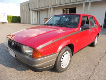 Alfa Romeo 75 1.6