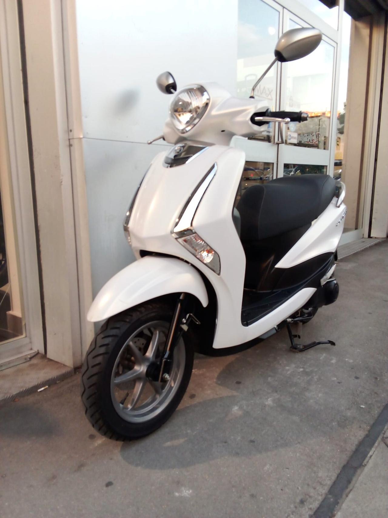 Yamaha D'elight 125