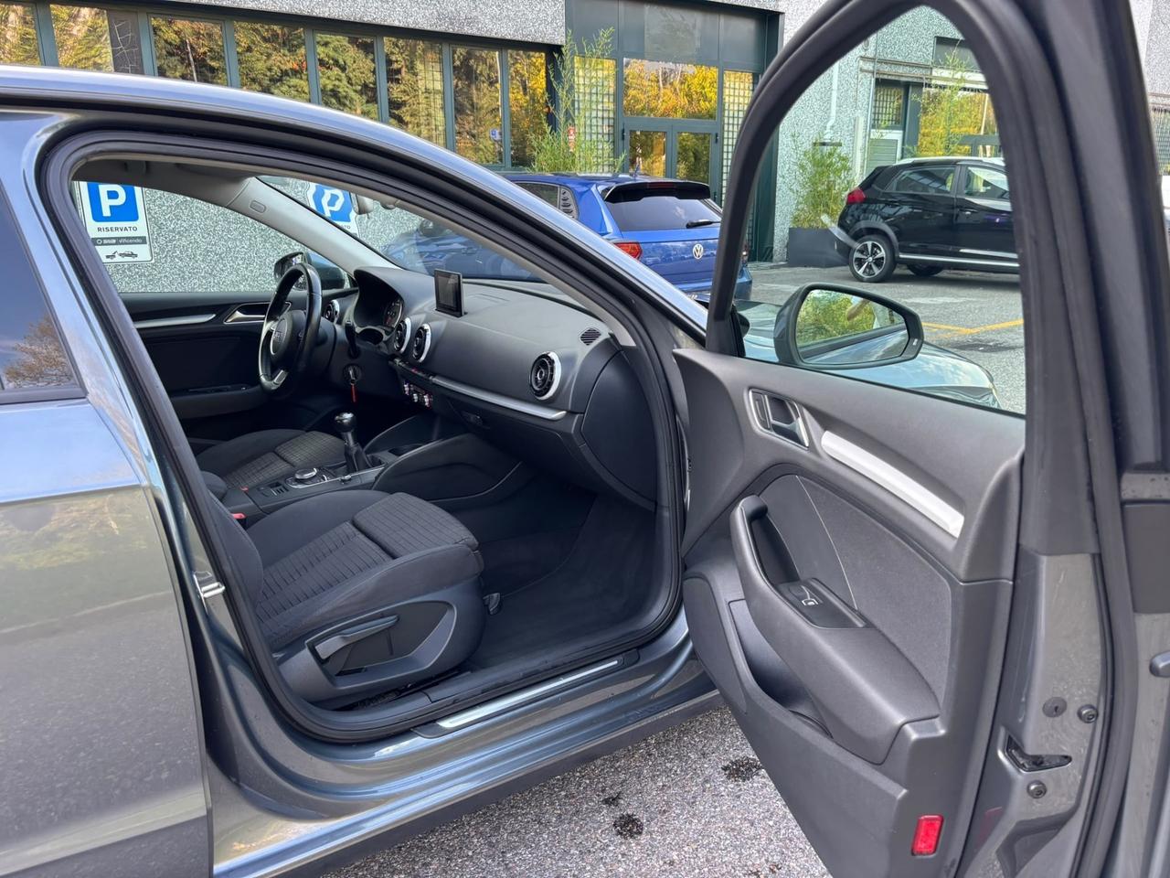 Audi A3 SPB 1.6 TDI clean diesel Ambition