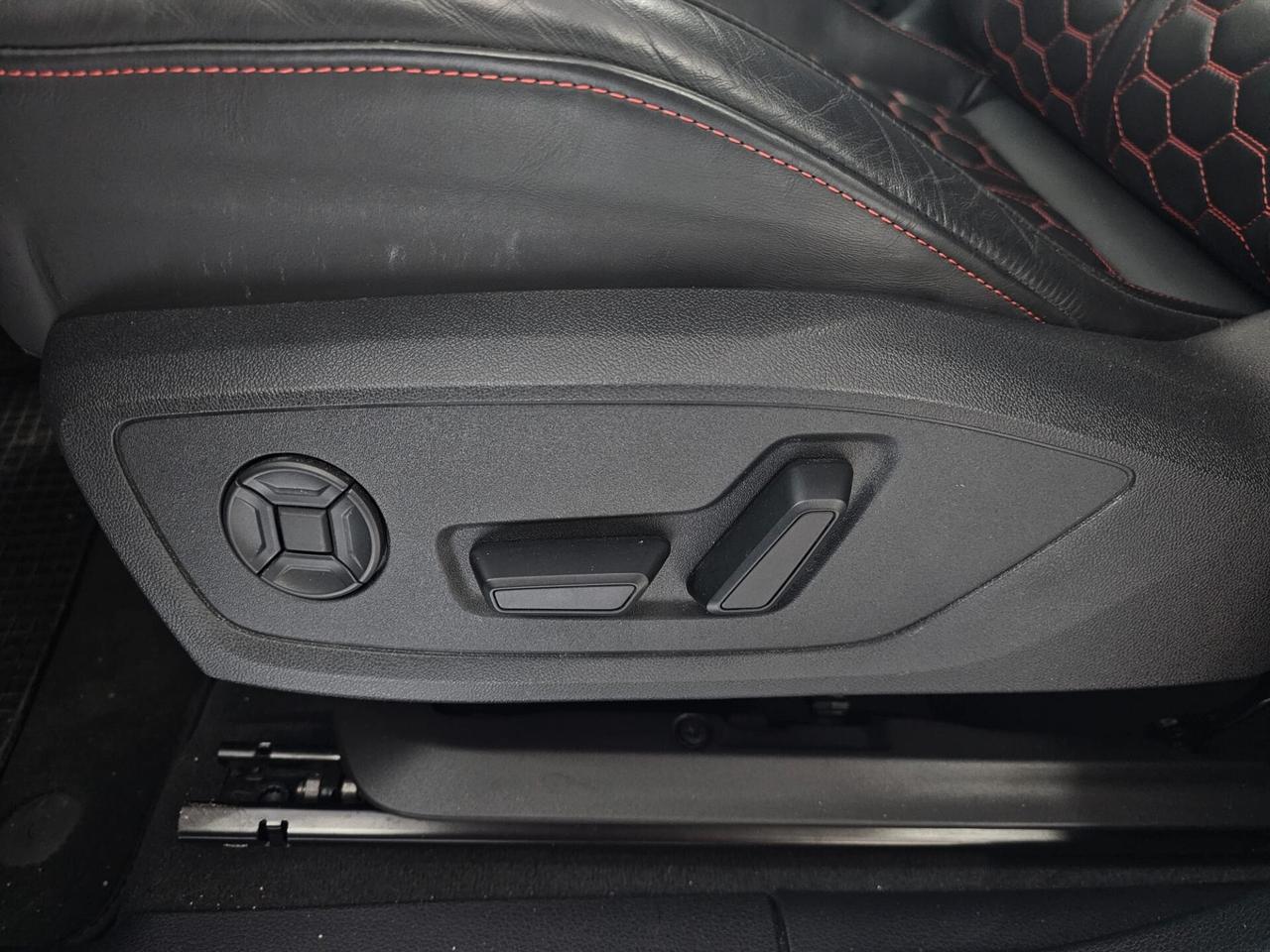 NUOVA AUDI RSQ3 SPORTBACK 2.5 BENZ 400CV S-TRONIC PACK BLACK ESTERNO