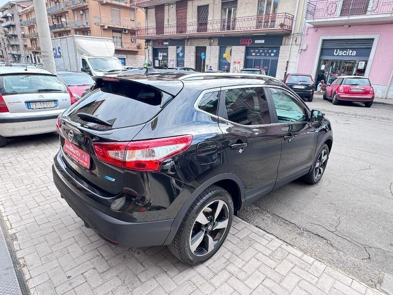 Nissan Qashqai 1.5 dCi N-Connecta