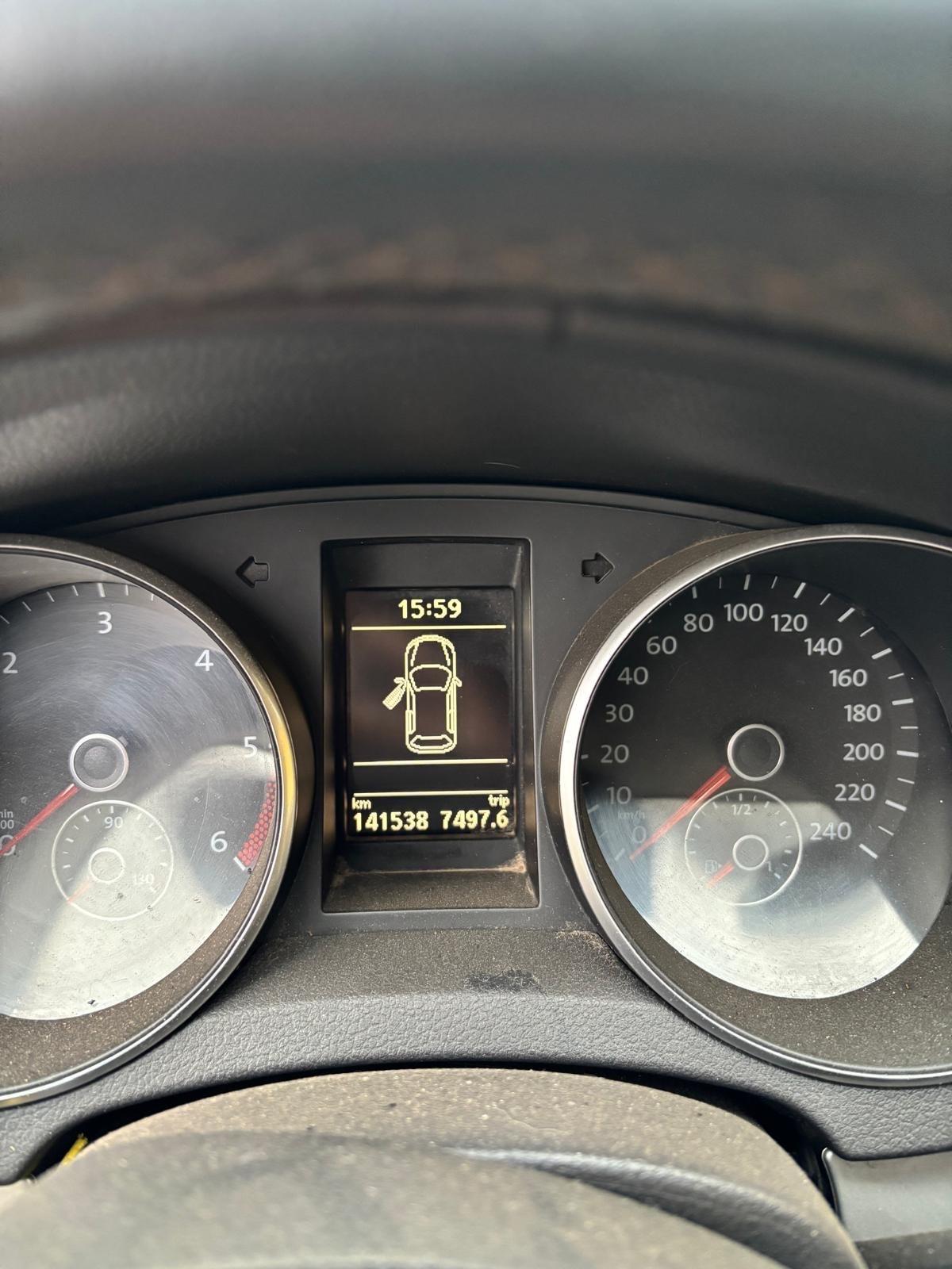 Volkswagen Golf 1.6 TDI DPF 5p. Highline