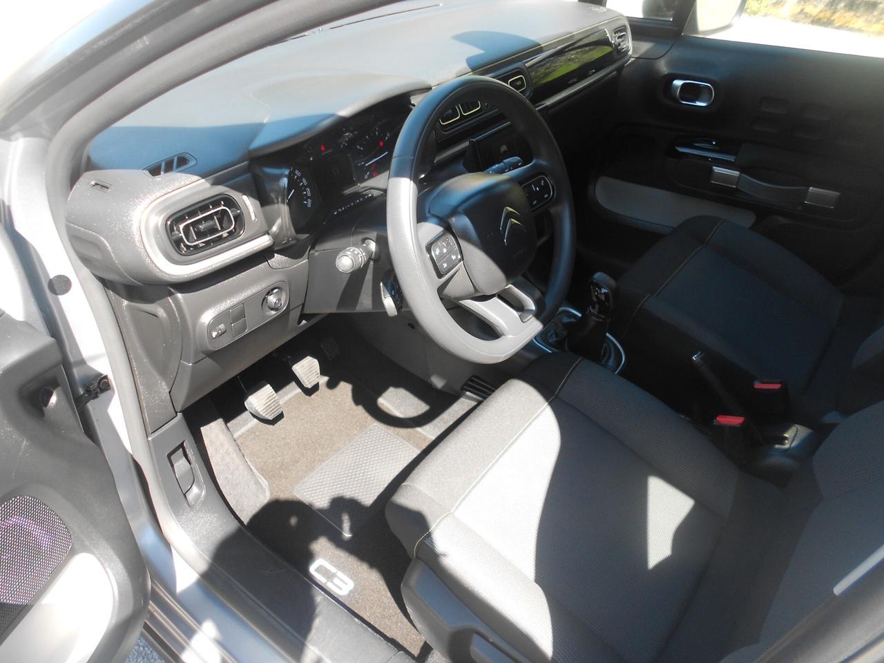 C3(my'23)1.2ie(BI-COLOR,LED,CRUISE,SENSORI)5posti