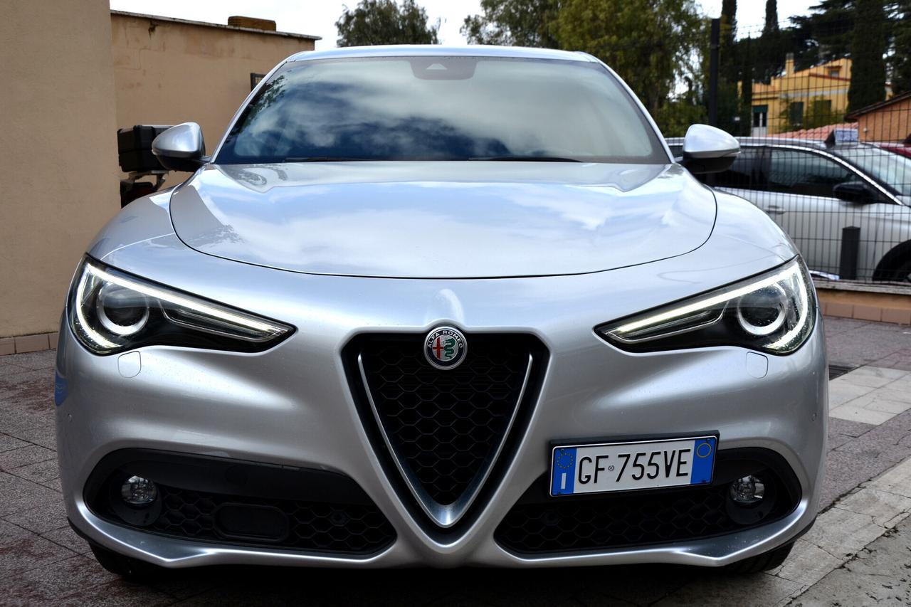Alfa Romeo Stelvio 2.2 160CV AT8 *FULL LED+NAVI+PDC+RCAM+F1+PRIVACY*