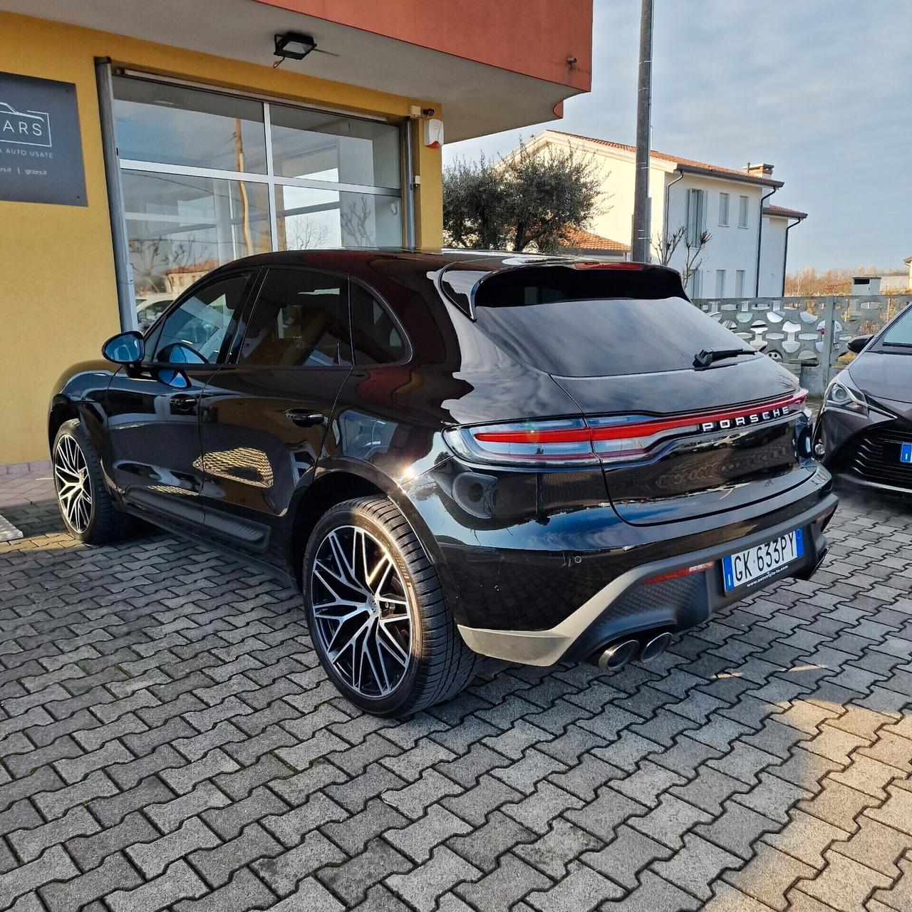 Porsche Macan 2.0 pdk
