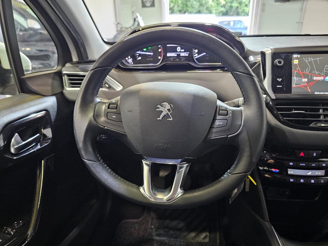 Peugeot 208 1.6 HDi 115 CV Allure 84.000km