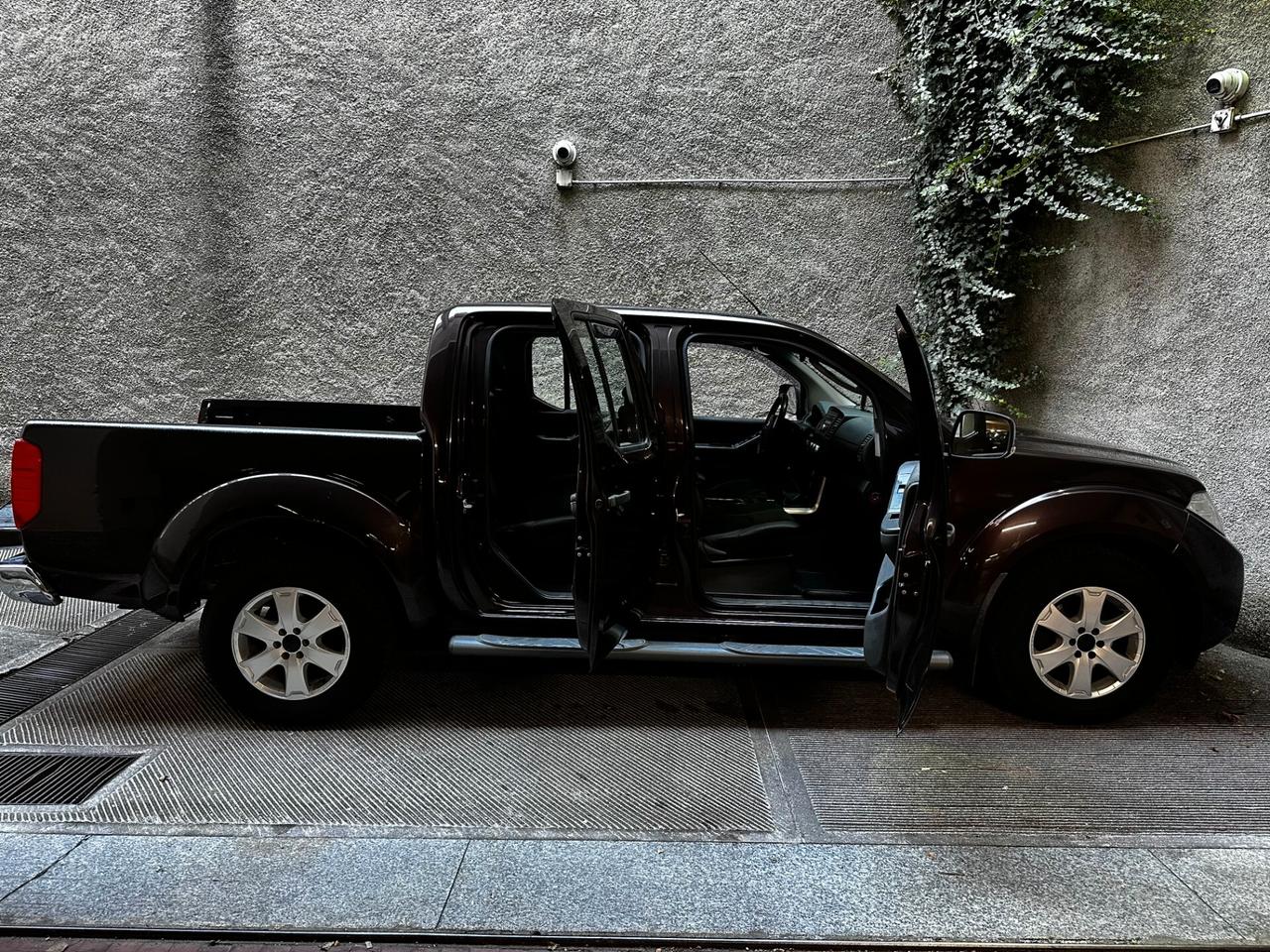 Nissan Navara 2.5 dCi 190CV 4 porte Double Cab XE